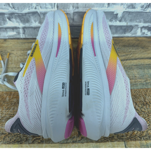 Brooks Ghost 17 Oyster Apricot Pink Running 1204311D070 Womens Sz 9.5 D Wide - Picture 10 of 11